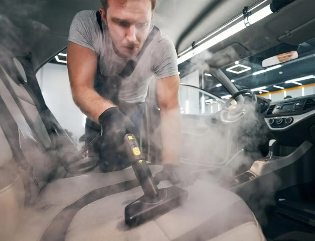 servise specialist doing car seats dry cleaning wi 2024 10 20 10 15 55 utc 1